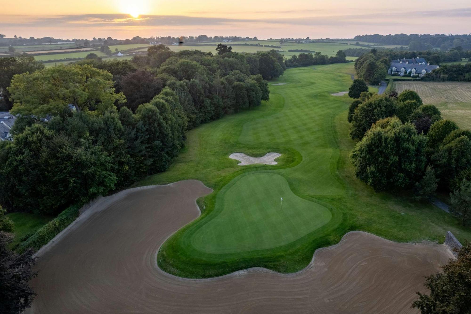 Mount Juliet Estate, Autograph Collection Hotell Thomastown  Exteriör bild The 18th green at the 2016 Open de France